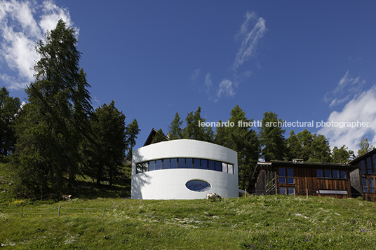 casa puenter oscar niemeyer