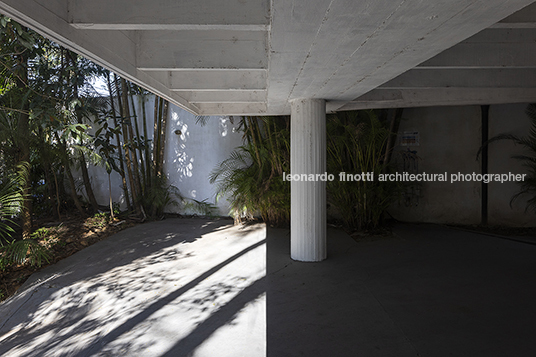 casa corbett paulo mendes da rocha