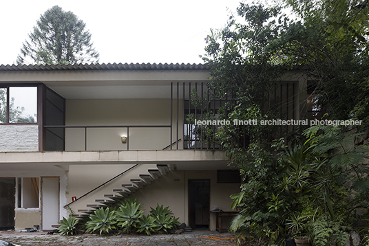 casa guilherme brandi sergio bernardes