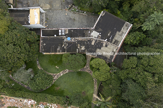 casa lauro de souza carvalho henrique mindlin