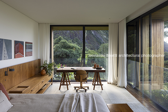 casa rbr bernardes arquitetura