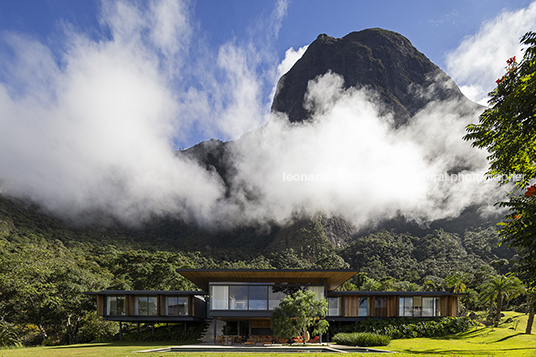 casa rbr bernardes arquitetura