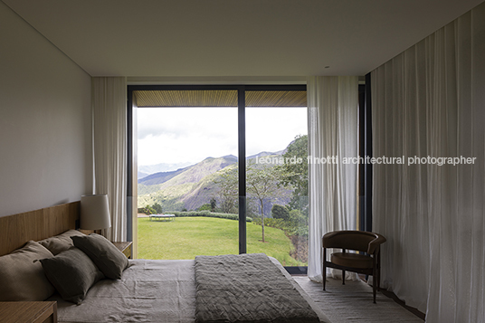 casa rbr bernardes arquitetura