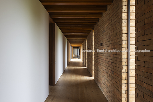 casa membeca lagos bernardes arquitetura
