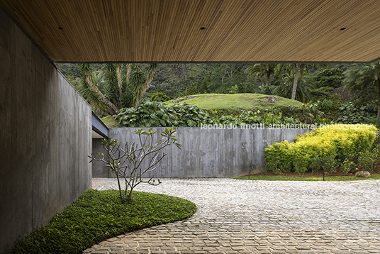 casa rbr bernardes arquitetura
