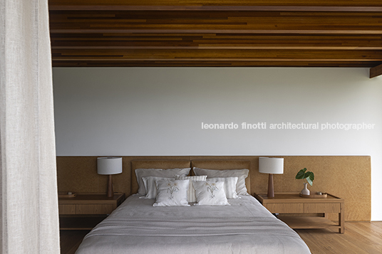 casa membeca lagos bernardes arquitetura