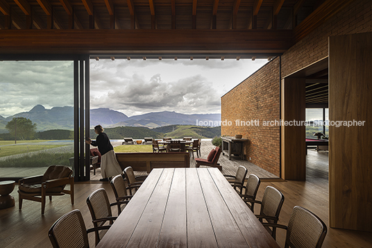 casa membeca lagos bernardes arquitetura