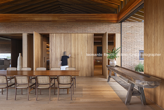 casa membeca lagos bernardes arquitetura