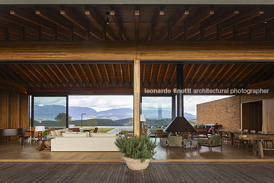 casa membeca lagos bernardes arquitetura