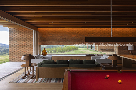 casa membeca lagos bernardes arquitetura