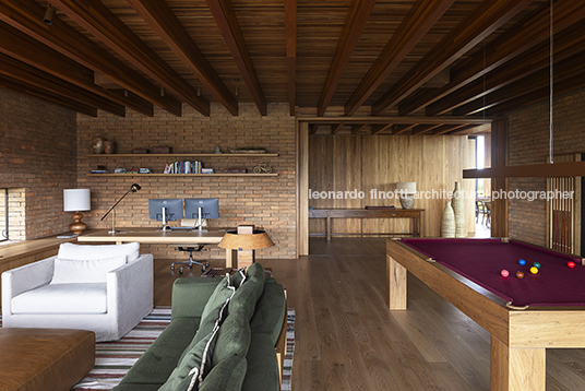 casa membeca lagos bernardes arquitetura