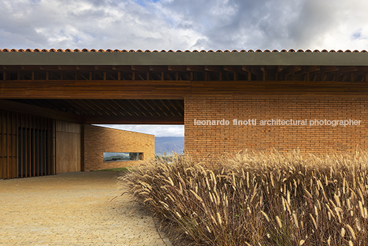 casa membeca lagos bernardes arquitetura