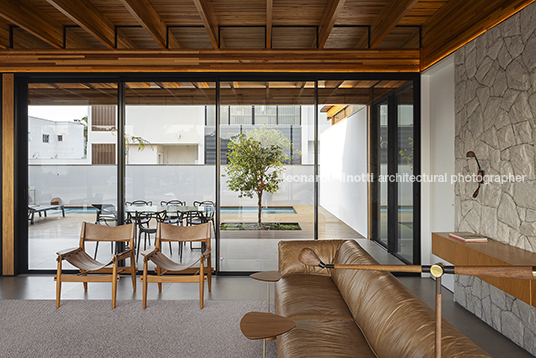 casa mlc jobim carlevaro arquitetos