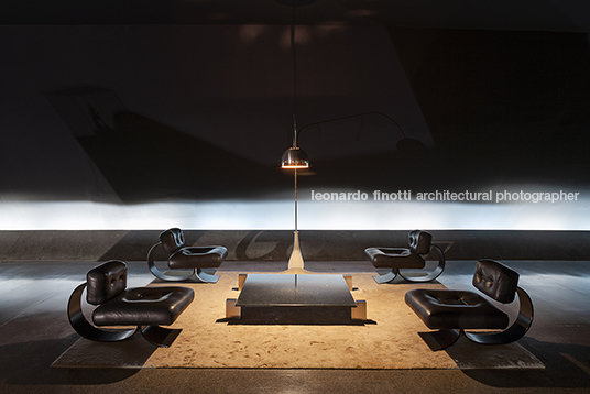 jk memorial oscar niemeyer