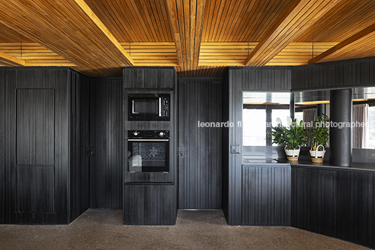 casa nave mareines arquitetura