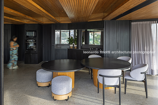 casa nave mareines arquitetura