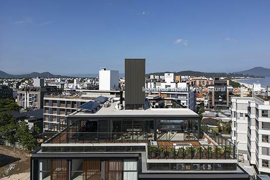 edifício pátio jurerê ark7 arquitetos