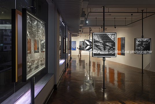 leonardo finotti: são paulo, multiplicidade - caixa cultural agnaldo farias