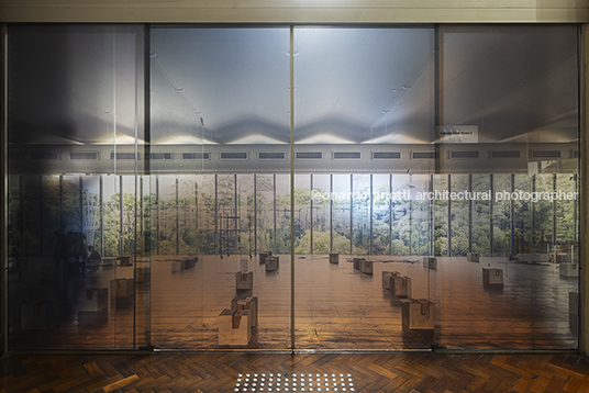 leonardo finotti: são paulo, multiplicidade - caixa cultural agnaldo farias