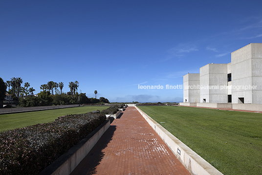 salk institute for biological studies louis i. khan