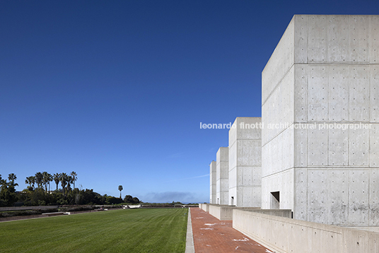 salk institute for biological studies louis i. khan