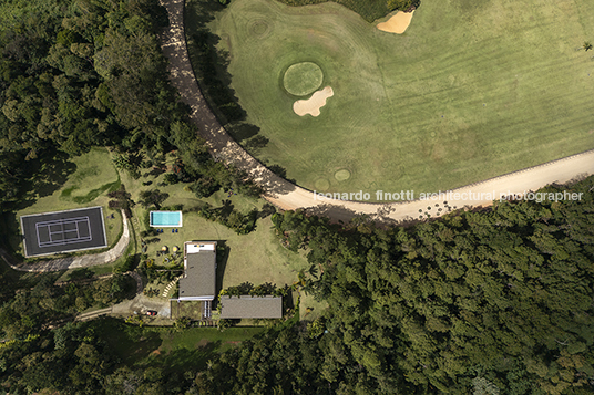 residência mondesir tiago freire