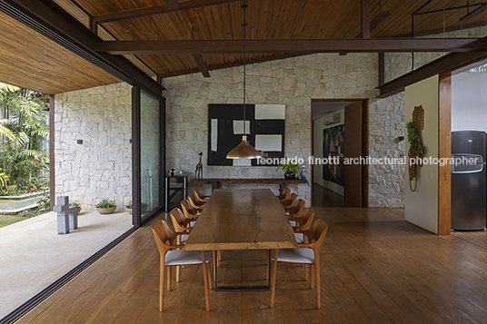 residência mondesir tiago freire