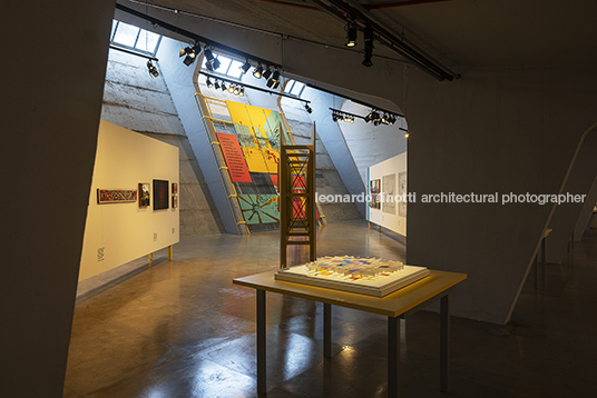 fábio penteado: pétalas e estrelas guilherme wisnik