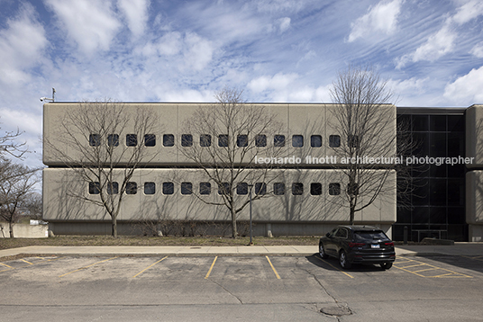 wilbur wright college bertrand goldberg associates