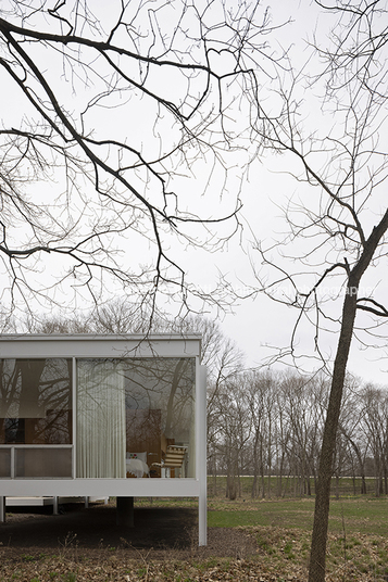 edith farnsworth house mies van der rohe