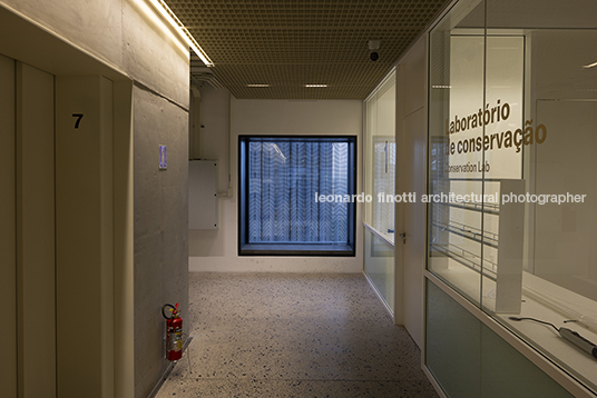 masp pietro maria bardi metro arquitetos