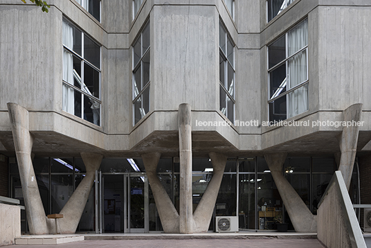 facultad de ciencias juridicas y sociales de la um enrico tedeschi