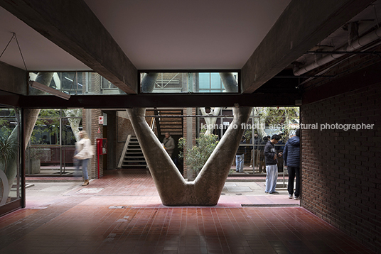 facultad de arquitectura de la um enrico tedeschi