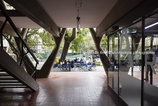 facultad de arquitectura de la um enrico tedeschi