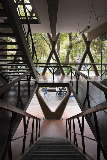 facultad de arquitectura de la um enrico tedeschi