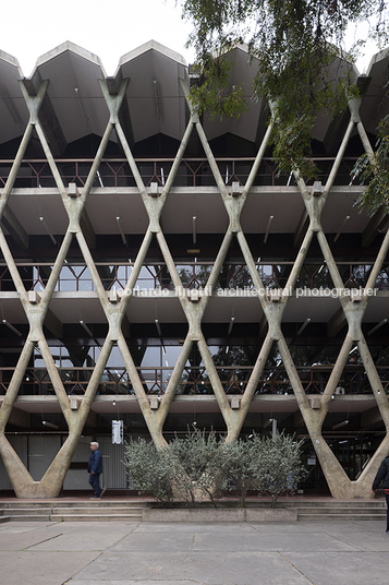 facultad de arquitectura de la um enrico tedeschi