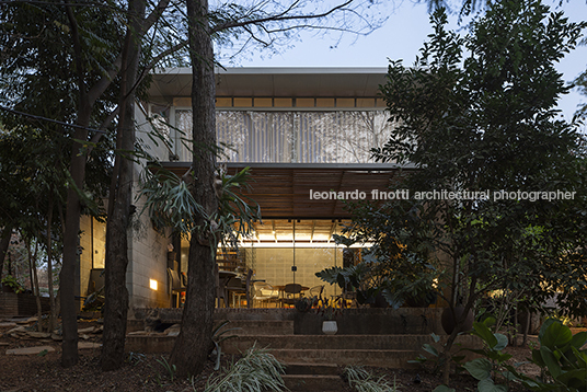 vila iapó arquitetos associados