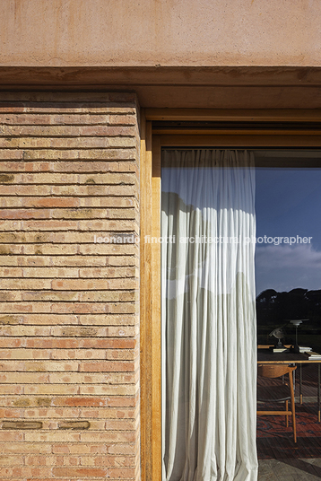 estancia catalunia bosshard vaquer architekten