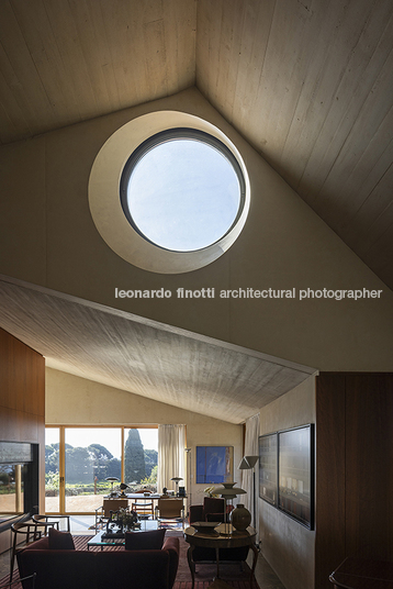 estancia catalunia bosshard vaquer architekten