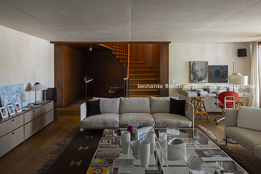 estancia catalunia bosshard vaquer architekten