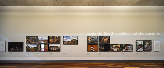 exposição maxita yano - galeria claudia andujar maxita yano