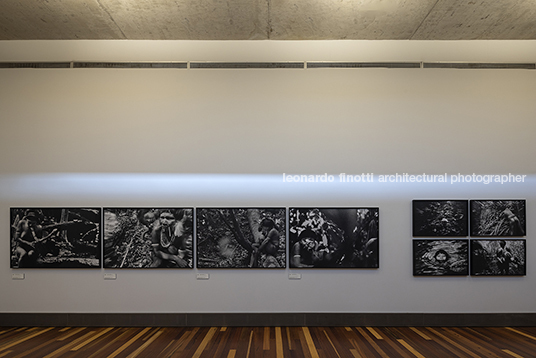 exposição maxita yano - galeria claudia andujar maxita yano