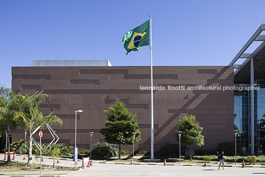 sesc guarulhos dal pian arquitetos