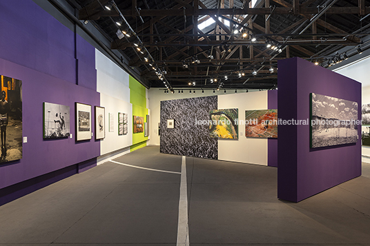 exposição futebol território-êxtase/viafoto eder chiodetto