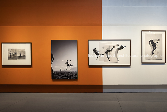 exposição futebol território-êxtase/viafoto eder chiodetto