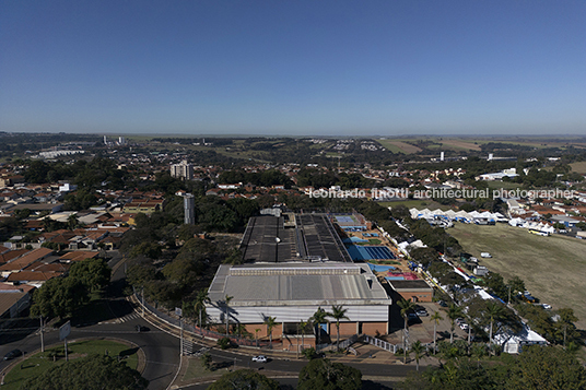 sesc araraquara abrahão sanovicz