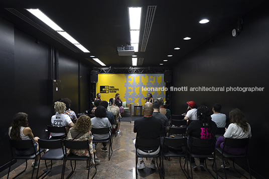sesc rio preto ícaro de castro mello