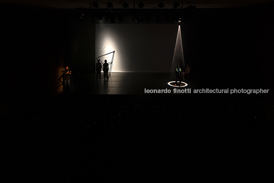 sesc rio preto ícaro de castro mello