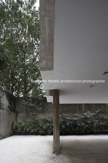 edifício guaimbé paulo mendes da rocha