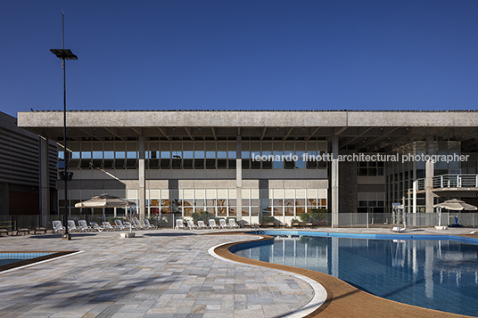 sesc araraquara abrahão sanovicz